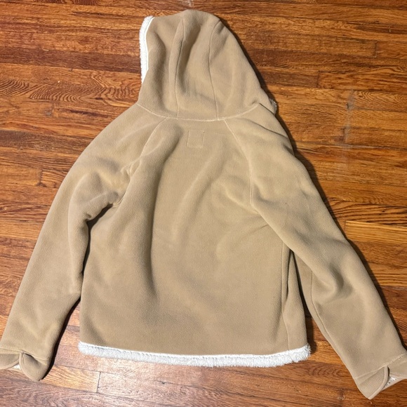 Faded Glory Tan Teddy Jacket with Cream Accents - Picture 5 of 8